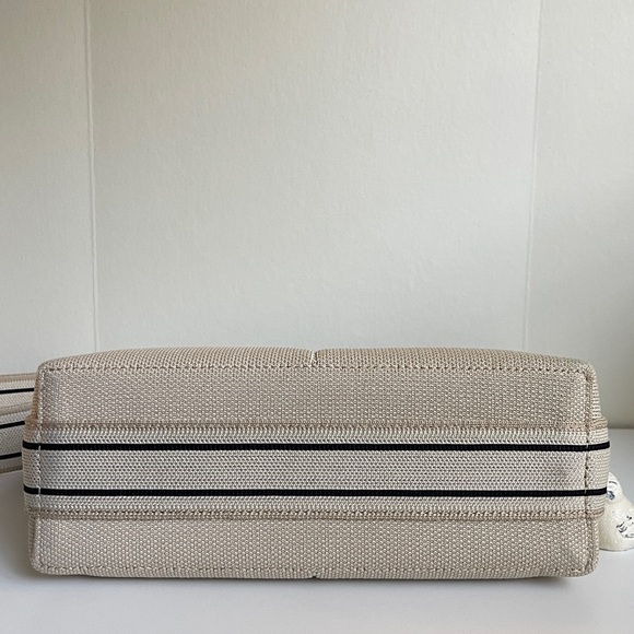 Rothy’s The Casual Crossbody Color Parchment - Picture 11 of 16